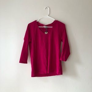 NWT Mod-o-doc Magenta V-Neck Top